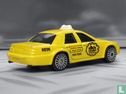 Ford Crown Victoria City Taxi  - Bild 2