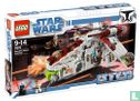 Lego 7676 Republic Attack Gunship - Image 1