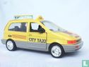 Mitsubishi Space Runner Taxi - Afbeelding 1