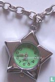Bettelarmband mit Uhranhänger grün sternförmig - Image 2