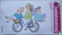 4 dames op fiets - Afbeelding 3