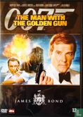 The Man with the Golden Gun - Afbeelding 1