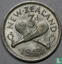New Zealand 3 pence 1942 (with dot after date) - Image 1