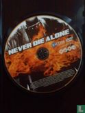 Never Die Alone - Afbeelding 3