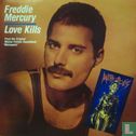 Love Kills - Bild 1