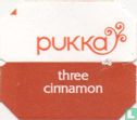 three cinnamon - Afbeelding 3