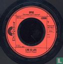 Live Is Life - Afbeelding 3