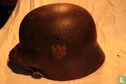 Duitse helm met decals WO2 - Afbeelding 2