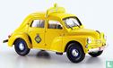 Renault 4CV 'Touring Secours' - Afbeelding 1