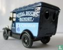 Morris Bullnose Van 'Royal Bucks Laundry' - Image 3