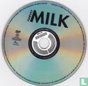 Milk  - Bild 3