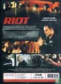 Riot - Afbeelding 2