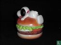 Snoopy op hamburger (Junk Food Series) - Image 3