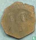 Byzantinisches Reich AE15 "cup Münze" 1195-1203 n. Chr. - Bild 1
