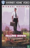Falling Down - Afbeelding 1