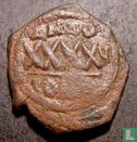 Byzantine Empire  AE28 Follis (Phocas, Constantinople)  602-610 AD - Image 1