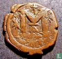 Byzantine Rijk  AE29 Follis (Justinus I)  518-527 NIKM - Afbeelding 1