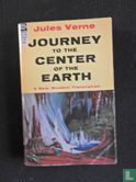 A journey to the centre of the earth  - Afbeelding 1