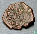 Byzantijnse Rijk  AE follis (M, 40 Nummi)  641-668 CE - Afbeelding 1