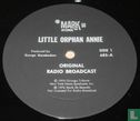 Little Orphan Annie 2 + Captain Midnight (Original Radio Broadcasts) - Afbeelding 3