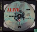 Alive - Afbeelding 3