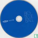 Big Blue Ball - Afbeelding 3