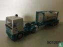 DAF 95 SpaceCab tankcontainer semi trailer 'VTG Tanktainer' - Image 1
