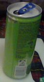 Red Bull - The Green Edition - Kiwi-Apfel - Image 2