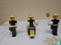 Lego 256-1 Police Officers and Motorcycle - Afbeelding 2