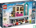Lego 10260 Downtown Diner - Image 1