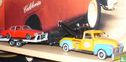 Chevrolet 3100 Tow Truck ’Johnson Towing' + plateau - Afbeelding 3