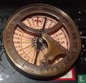 India  Pocket Compass, with folding-sundial  2017   - Bild 2