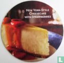 new york style cheesecake with stawberries - Image 2