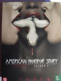 American Horror Story - Coven seizoen 3 - Bild 1