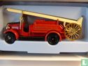 Dennis Fire Engine 'Royal Celebration Collection' - Image 2