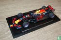 Red Bull Racing RB13 - Bild 1