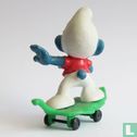 Skateboard Smurf - Image 2