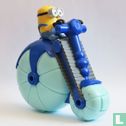 Minion sur vélo