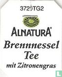 Brennnessel Tee mit Zitronengras - Image 1