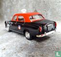 Peugeot 403 Taxi G7 - Image 3