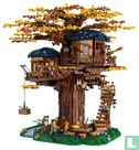 Lego 21318 Tree House - Image 3