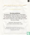 Chinese Sencha Green Tea with natural Camomile Flowers - Afbeelding 2