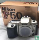 Nikon F50 body - Afbeelding 1