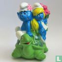 Smurf and Smurfette on turtle - Image 1