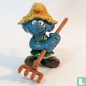 Gardener Smurf with rake (beige hat) - Image 1