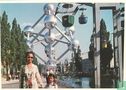 Expo 58 De Belgiëlaan en het Atomium - L’avenue de Belgique et l’Atomium - Image 1