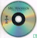 Mrs. Henderson Presents - Afbeelding 3