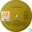 Reach Out - Afbeelding 3
