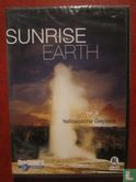 Sunrise Earth - yellowstone geysers - Afbeelding 1