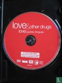 Love & Other Drugs / Love & autres drogues - Afbeelding 3